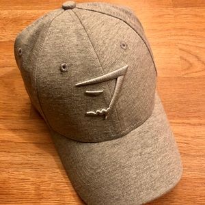 Gymshark New Era 9Fourty Adjustable Grey Hat